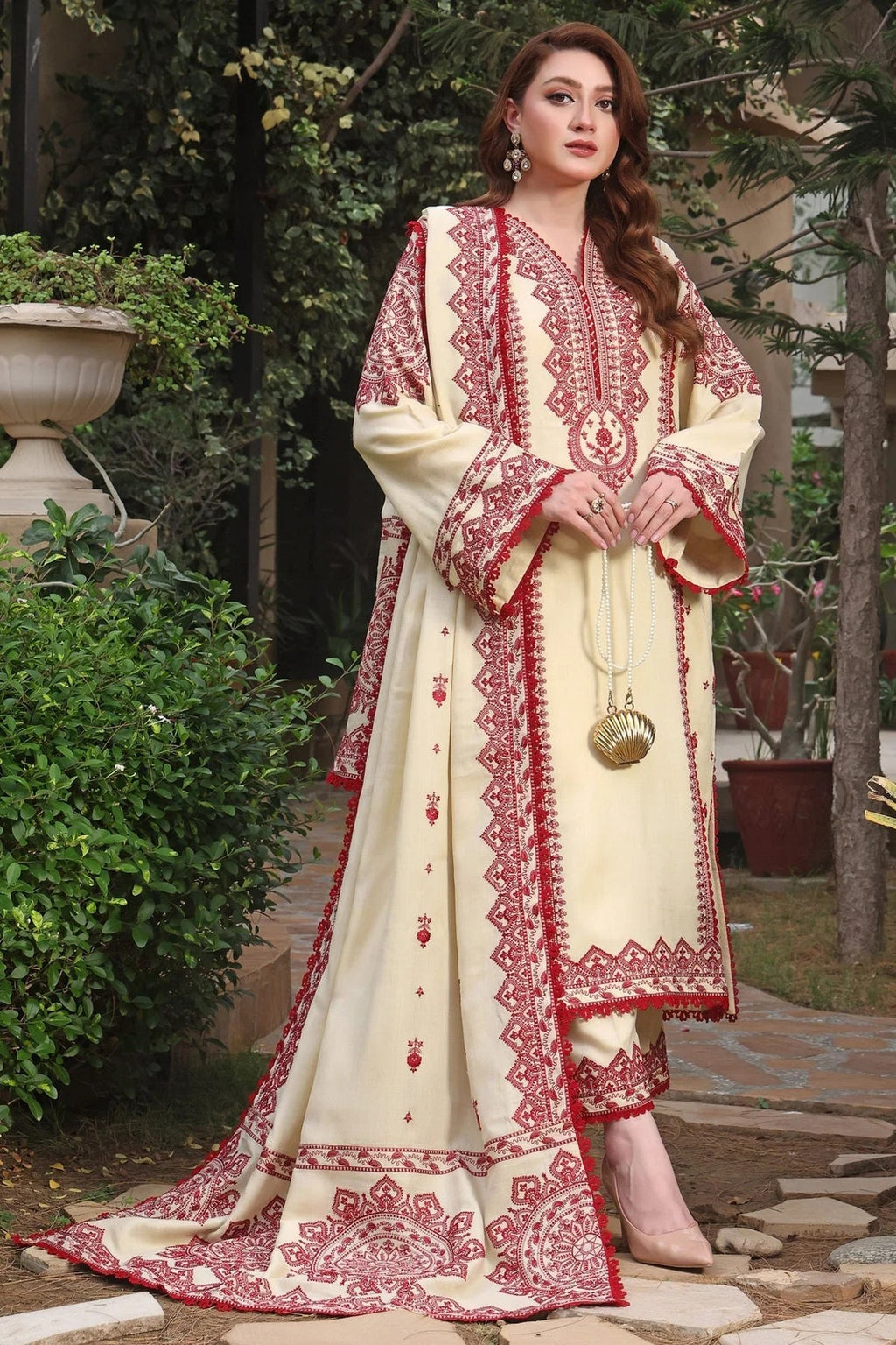 ASIM JOFA-3PC UNSTITCH DHANAK EMBROIDERED SHIRT WITH EMBROIDERED SHAWL & TROUSER-VH04